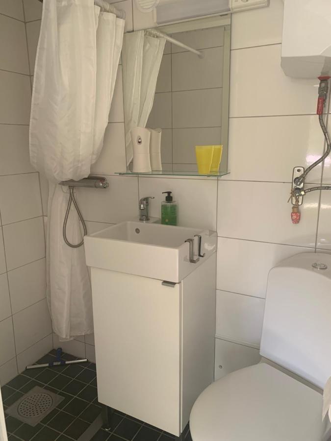 Lyckorna 62:1 Villa Ljungskile Buitenkant foto